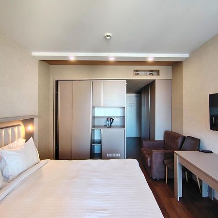 Aphrodite Apartments Batumi Ngoại thất bức ảnh