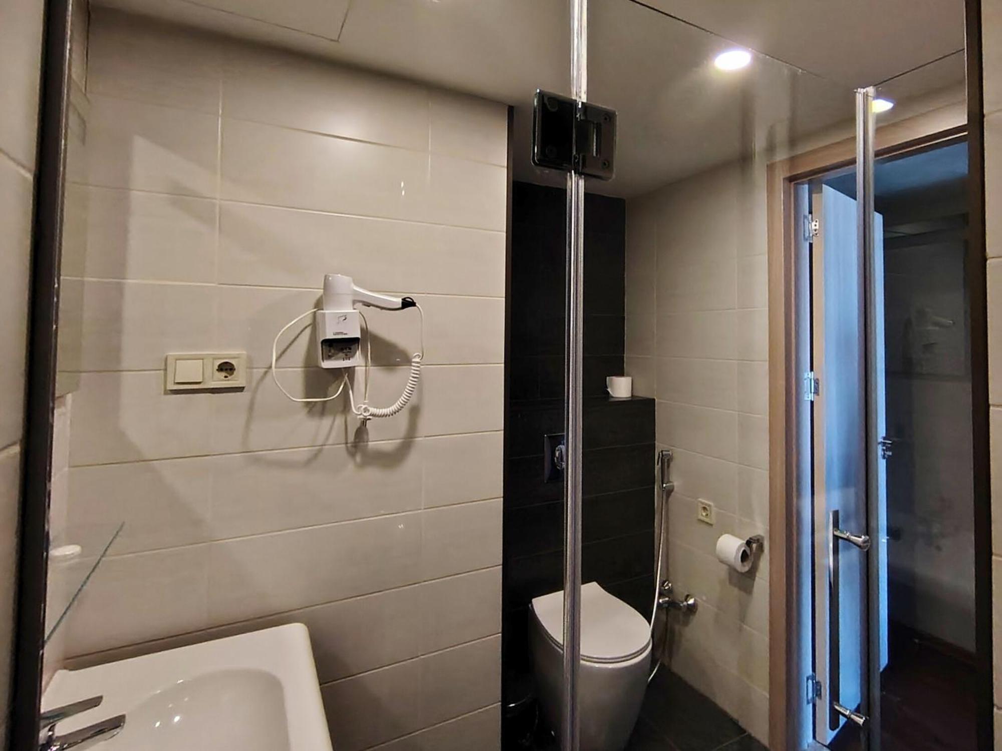 Aphrodite Apartments Batumi Ngoại thất bức ảnh